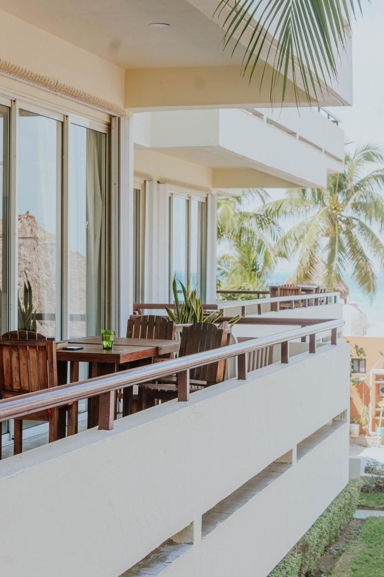 Ixchel Beach Hotel Isla Mujeres Bilik gambar
