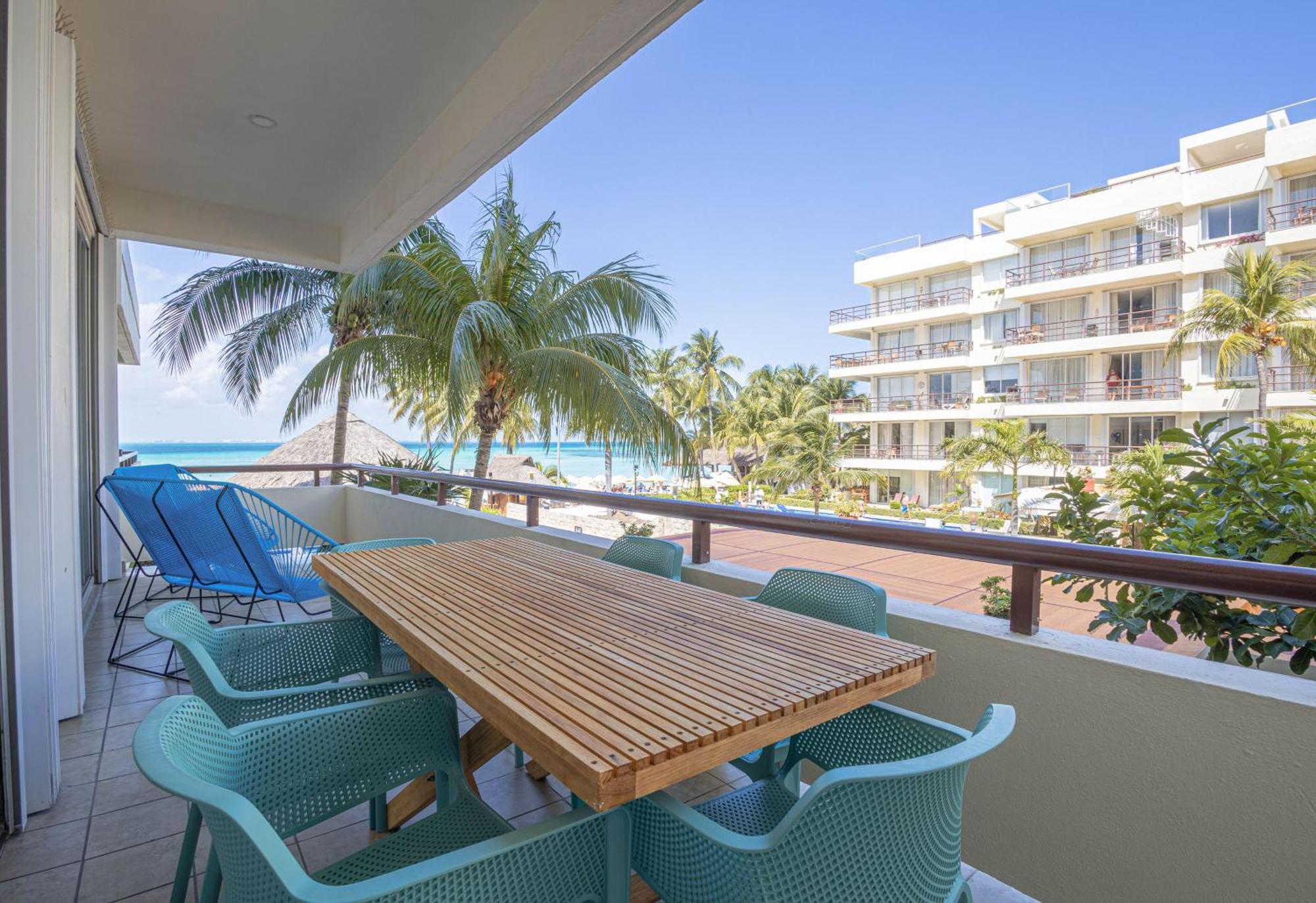 Ixchel Beach Hotel Isla Mujeres Bilik gambar